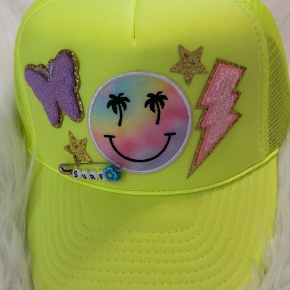 Neon Yellow Trucker Hat - Picture 1 of 3